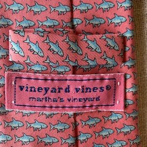 Vineyard Vines Tie